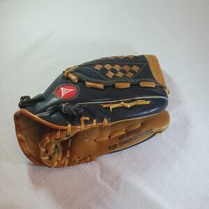 Regent Baseball Glove 12.5 Inch | 07980 Big Man Classic
